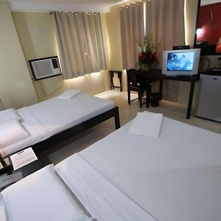 Sampaguita Suites Plaza Garcia Cebu Exterior foto