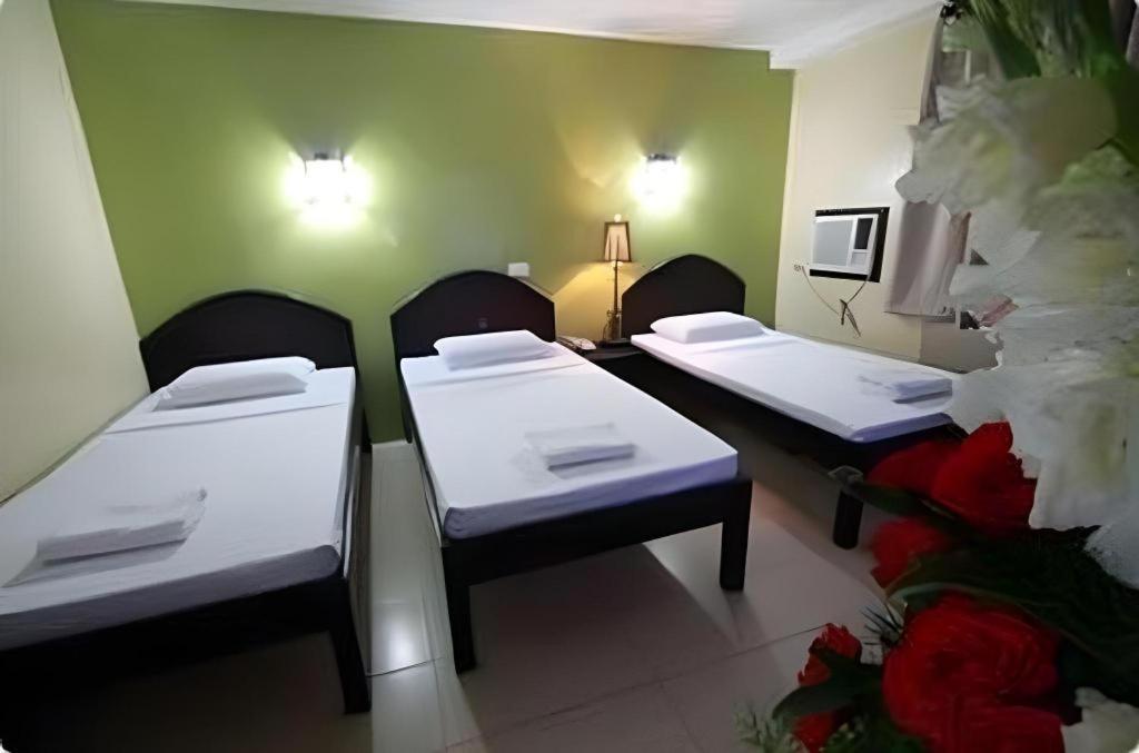 Sampaguita Suites Plaza Garcia Cebu Exterior foto